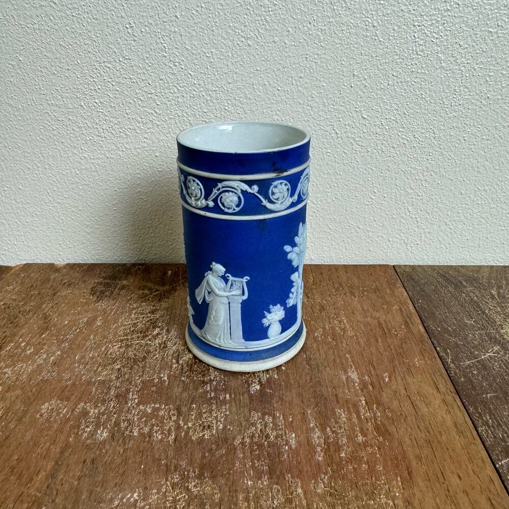 Wedgwood England dark blue Navy Jasperware 4 inch Cylindrical‎ Spill Vase